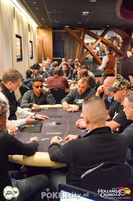 © 2026 Pokercity | Dag 1C Turbo | 2017/04 - Rotterdam Poker Series - €700 NLHE Main Event Single Re-entry Dag 1C Turbo | 2017/04 - Rotterdam Poker Series - €700 NLHE Main Event Single Re-entry